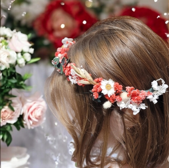 Red and White Natural Hair Crown - Picture 4 of 6